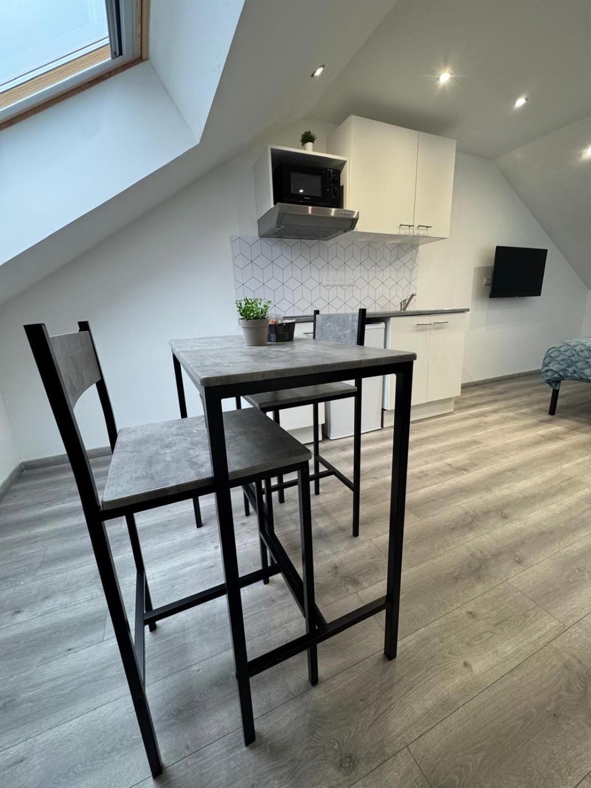 Confortable - Centre Apartment
